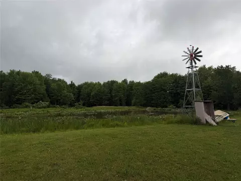 18321 Conneautville Rd, Conneautville, PA 16406