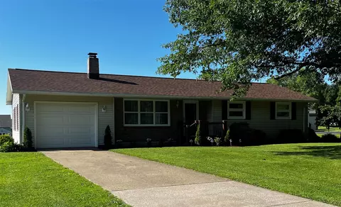 2670 Laurie Dr, Waterford, PA 16441