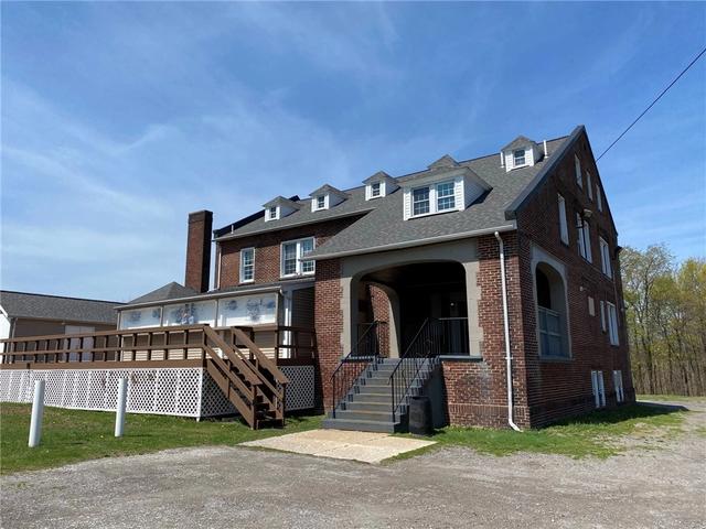 7860 W Ridge Rd, Fairview, PA 16415