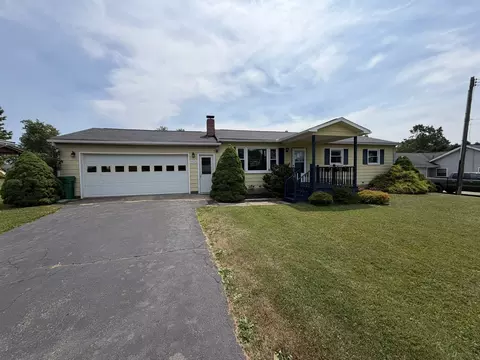 11070 Cervone Dr, Meadville, PA 16335