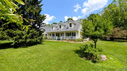 10343 State Line Rd, Albion, PA 16401