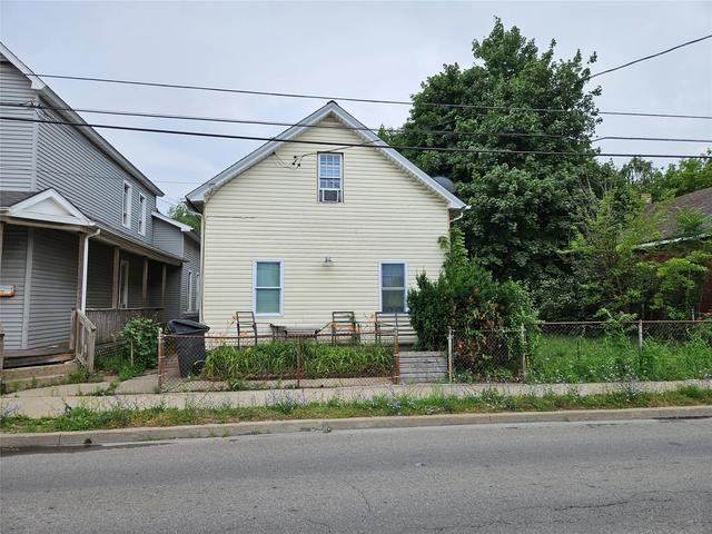 431 W 18th St, Erie, PA 16502