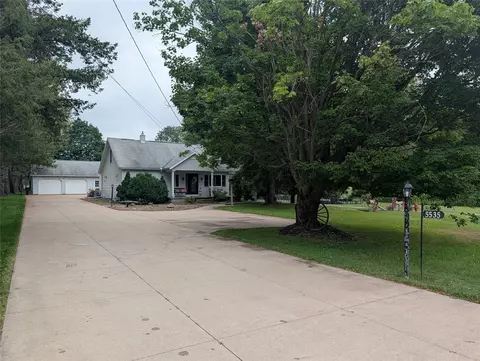 5535 Martin Rd, Erie, PA 16509