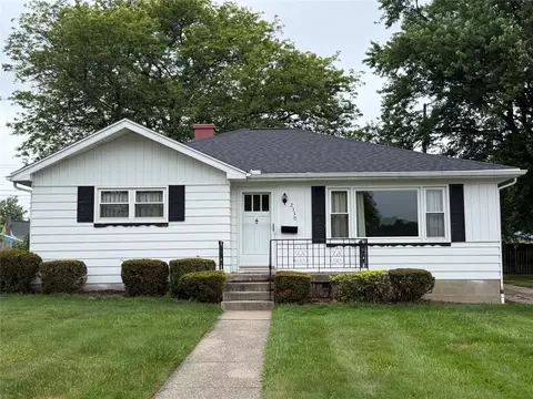 2330 E 40th St, Erie, PA 16510