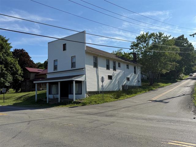 3917 Main St, Adamsville, PA 16110