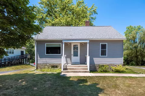 107 S Main St, Albion, PA 16401