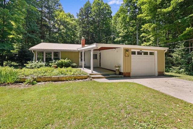 5622 Nash Rd, West Springfield, PA 16443