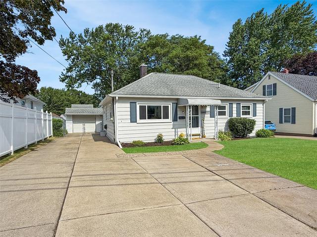 4522 Harding Dr, Erie, PA 16509