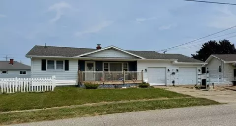 2703 W 33rd St, Erie, PA 16506