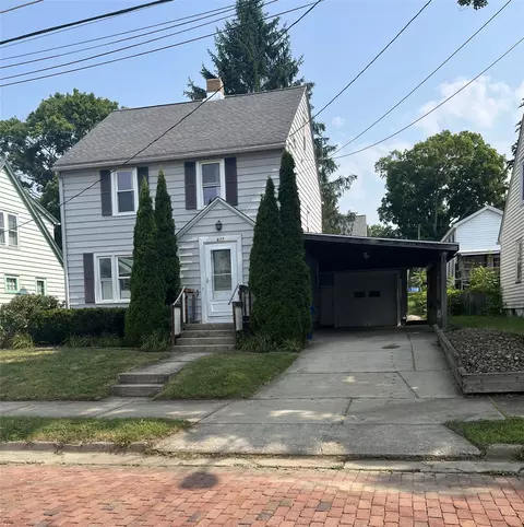 677 Davenport St, Meadville, PA 16335
