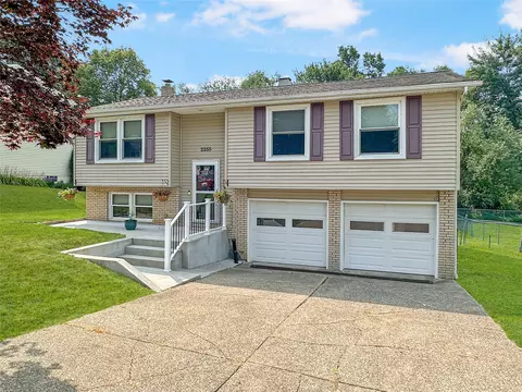 2255 Delphos Dr, Millcreek, PA 16509