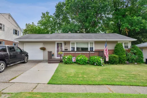 4022 Brandes St, Erie, PA 16504