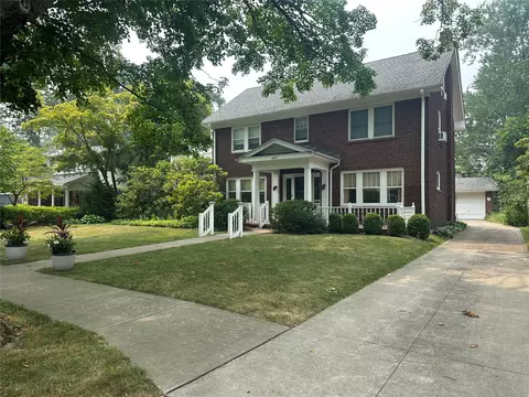 440 Mohawk Dr, Erie, PA 16505
