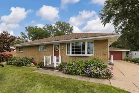 2739 E 28th St, Erie, PA 16510