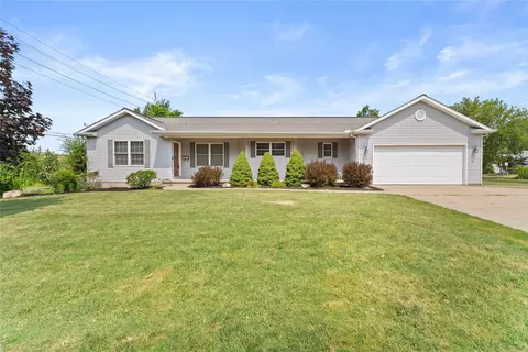 152 E 41st St, Erie, PA 16504