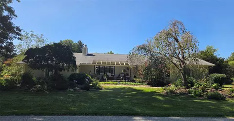 1420 Hardscrabble Blvd, Erie, PA 16505