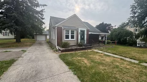 2916 Greeley Ave, Erie, PA 16506