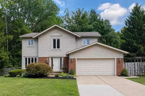 305 Greenhurst Dr, Erie, PA 16509