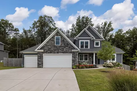 6400 Berry Trl, Fairview, PA 16415