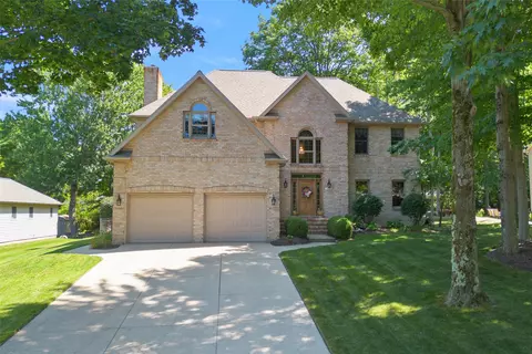 5913 Beacon Hill Ln, Erie, PA 16509