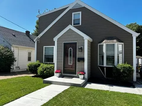1206 W 32nd St, Erie, PA 16508