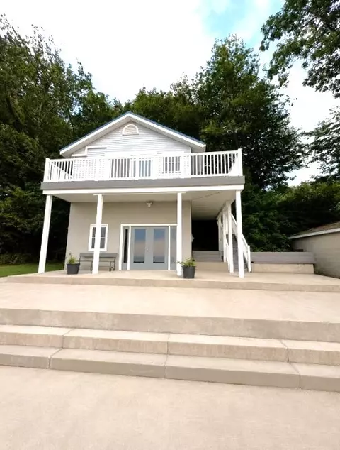 12150 Boll Rd, North East, PA 16428