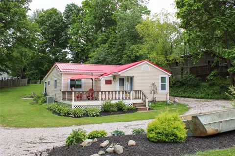 12131 Shady Ave, Conneaut Lake, PA 16316