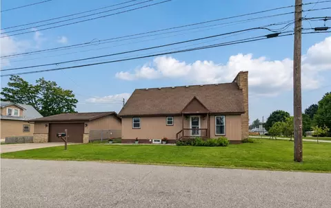 2908 Garland St, Erie, PA 16506