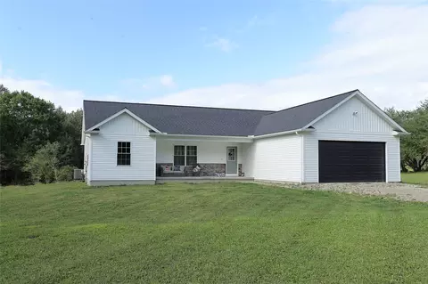 4600 Stone Quarry Rd, Waterford, PA 16441