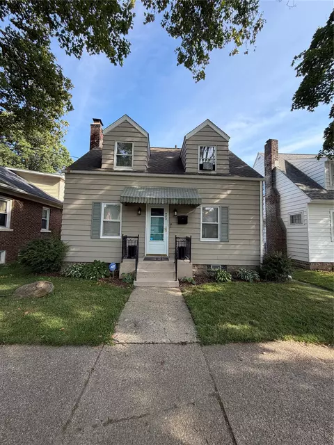 923 E 27th St, Erie, PA 16504