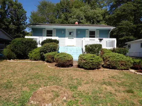 691 Eldred St, Erie, PA 16511