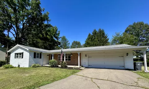 4647 Wave Dr, Erie, PA 16505