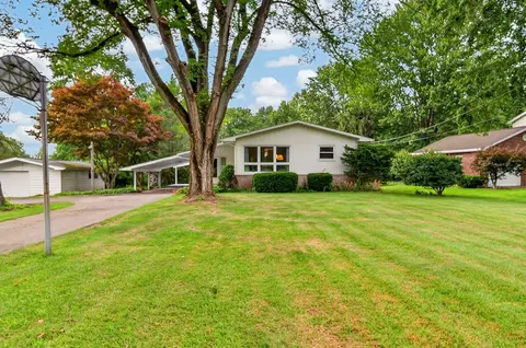 5516 Swanville Rd, Erie, PA 16506