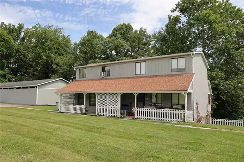 128130 Douglass Rd, Beaver Falls, PA 15010
