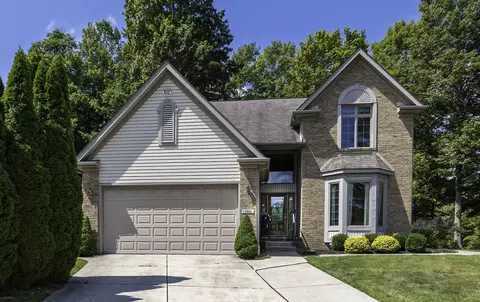 5806 Pebblestone Ct, Millcreek, PA 16506
