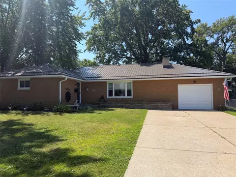 170 Joliette Ave, Erie, PA 16511