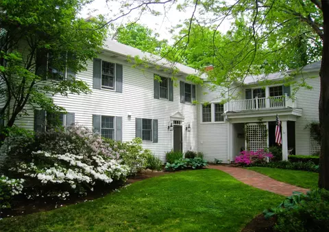 3630 Sycamore Rd, Erie, PA 16505