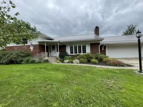 727 W Gore Rd, Erie, PA 16509