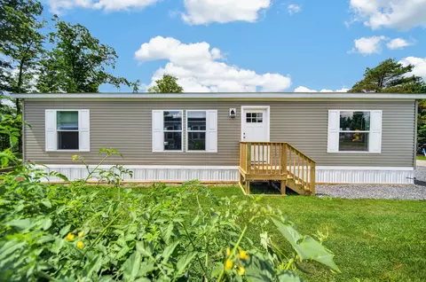 137 Imperial Way, Edinboro, PA 16412