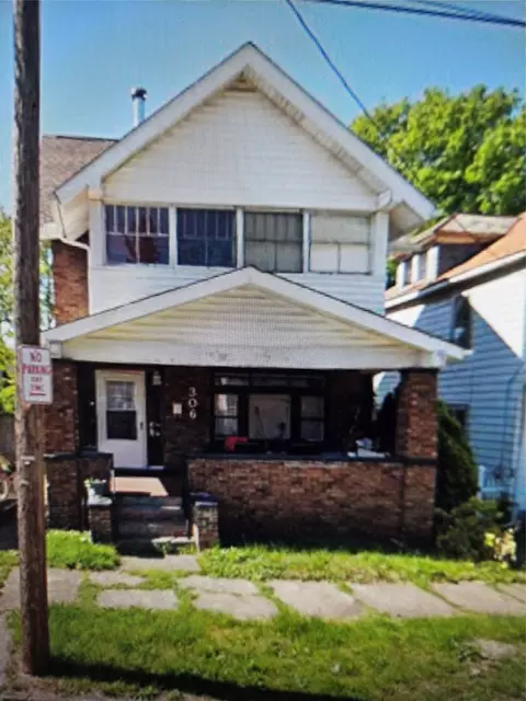 306 E 27th St, Erie, PA 16504