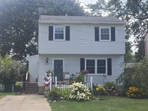 2629 W 22nd St, Erie, PA 16506