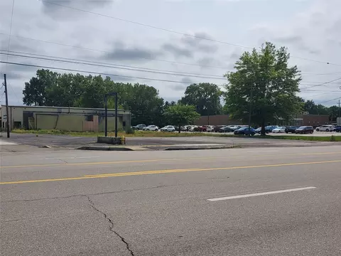 2635 W 12 St, Erie, PA 16505