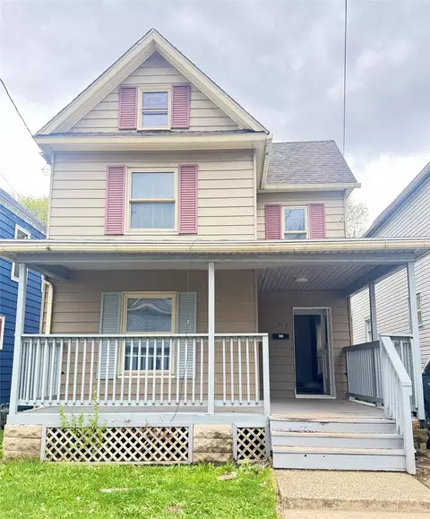 317 E 27th St, Erie, PA 16504