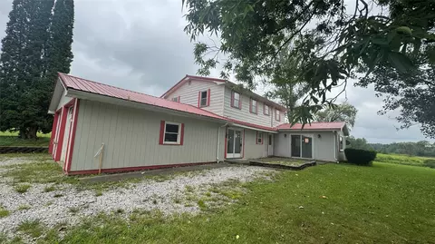 25633 Pinney Corners Rd, Saegertown, PA 16433