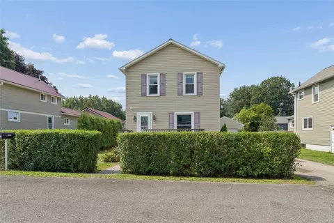 1368 Bartlett Rd, Harborcreek, PA 16421