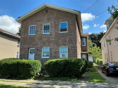 437 E 10th St, Erie, PA 16503