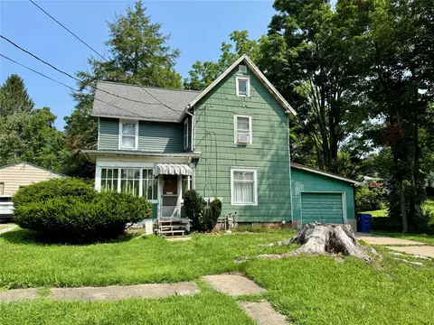 547 E Henry St, Meadville, PA 16335