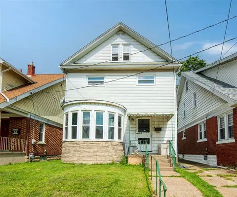 1216 E 30th St, Erie, PA 16504