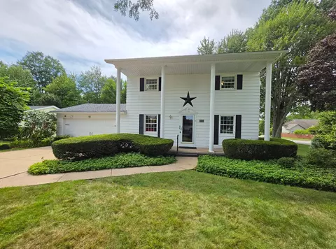 5836 Heritage Dr, Erie, PA 16509