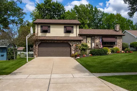 3631 Bon View Dr, Erie, PA 16506